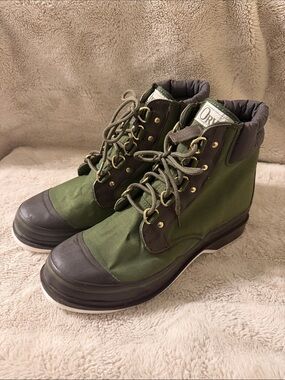 Orvis Olive Green & Black Waterproof Lace-Up Boots